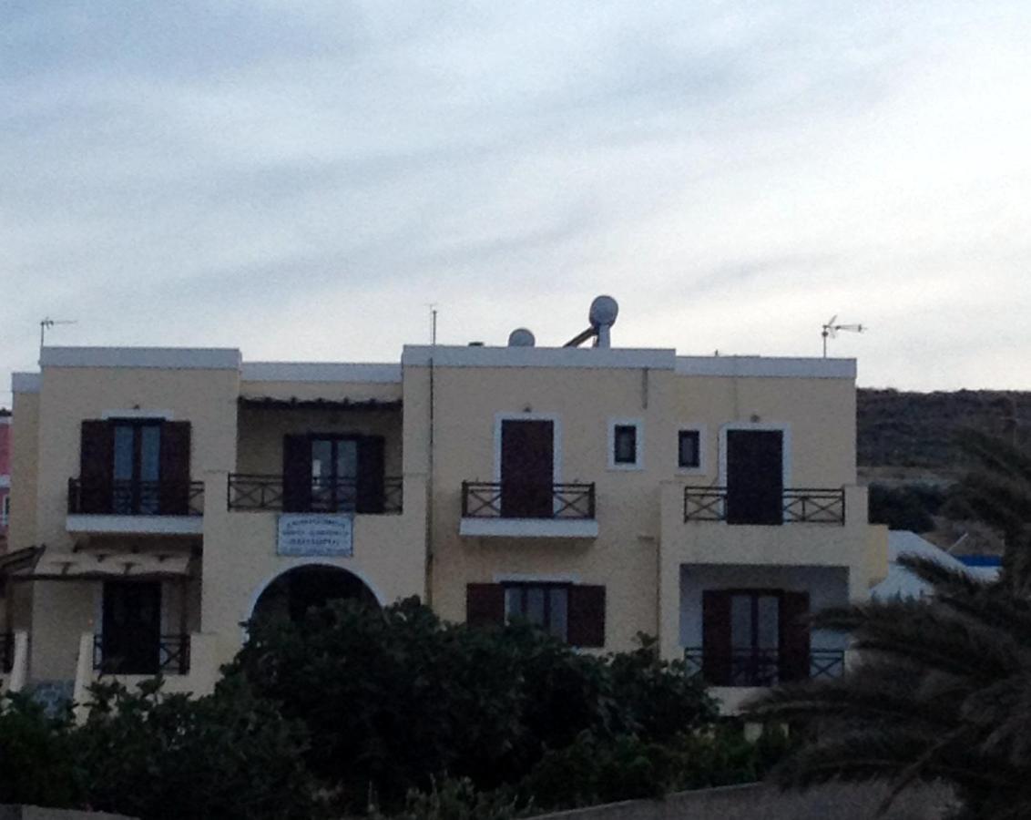 Hotel Theodorou Azolimnos Habitación foto